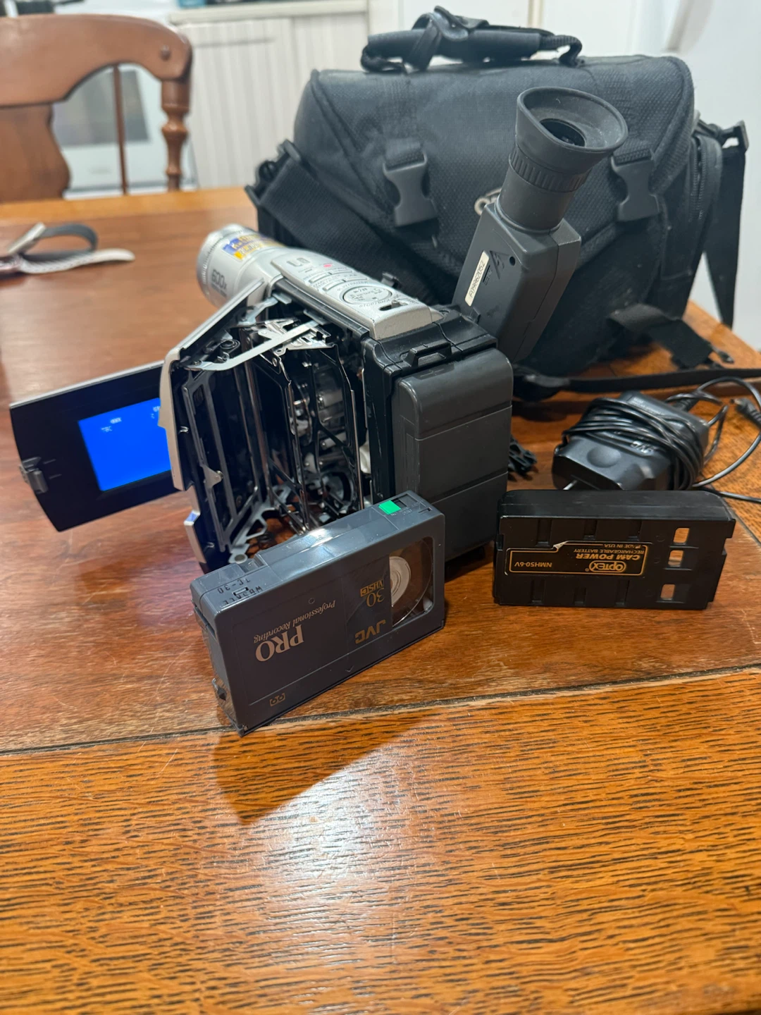 JVC Compact VHS Camcorder with Accessories - photo 2