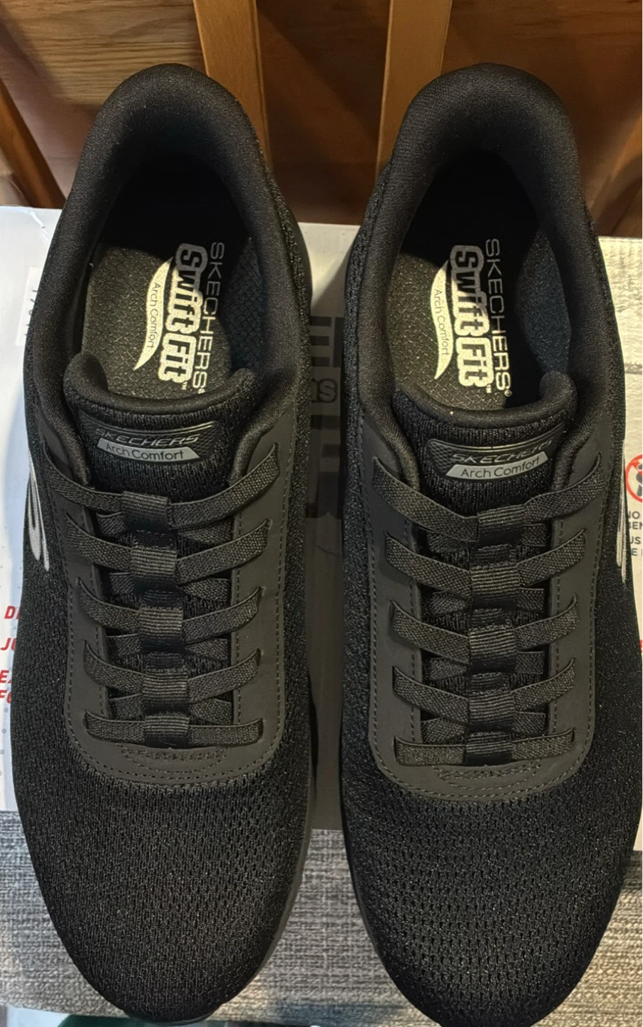 New Skechers Hands Free Swift Fit Shoes - Black Size 12 - photo 2