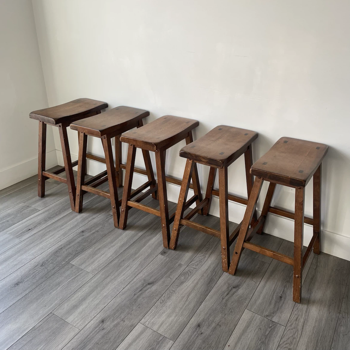 5 Bar Stools