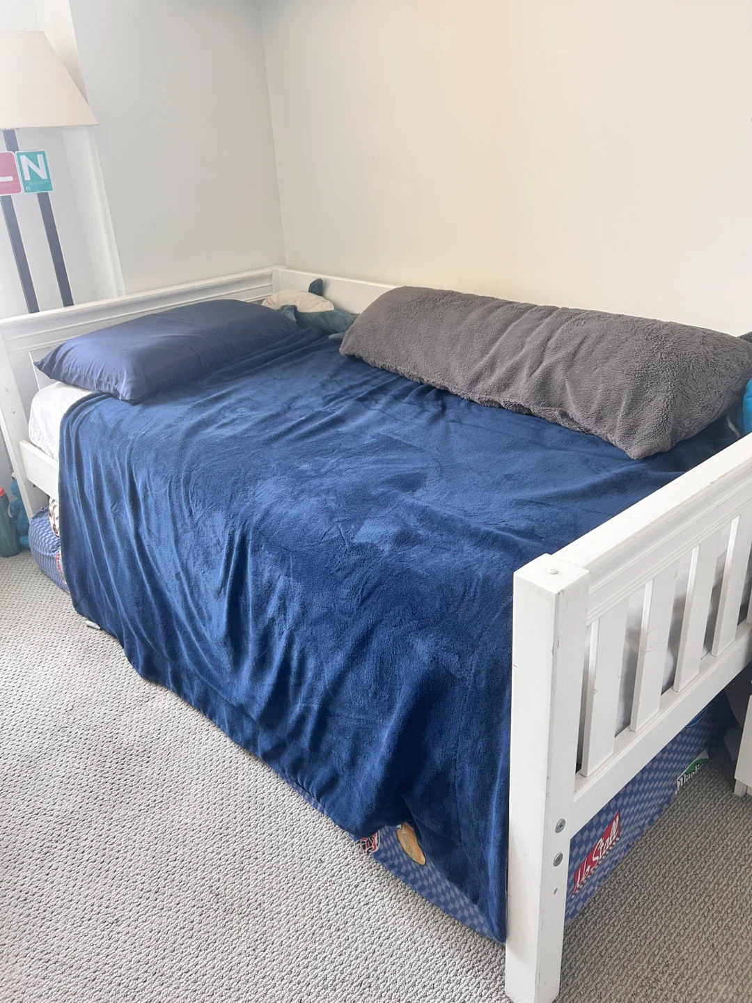 White Daybed Frame - photo 2