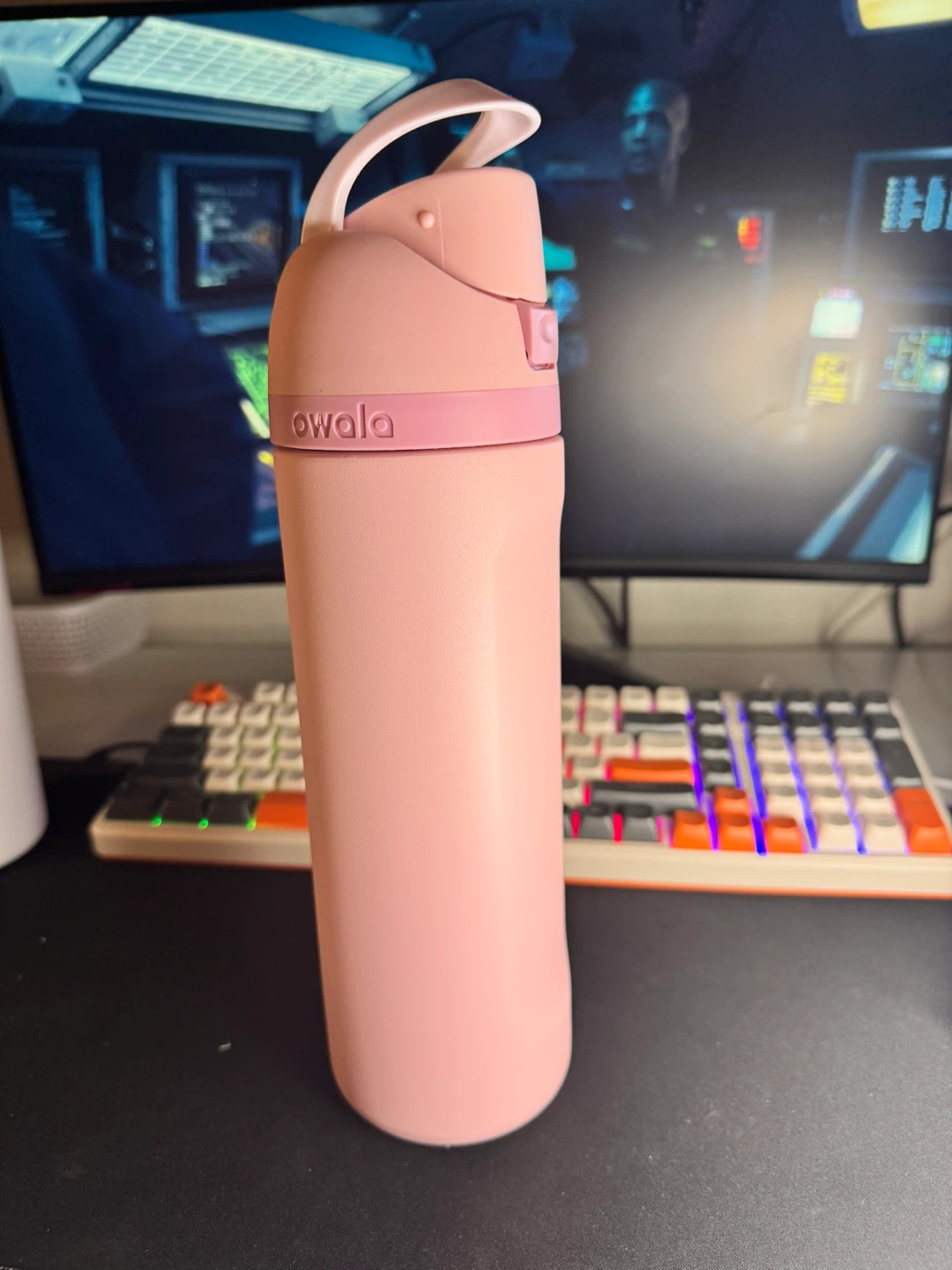 Owala FreeSip Water Bottle - photo 3