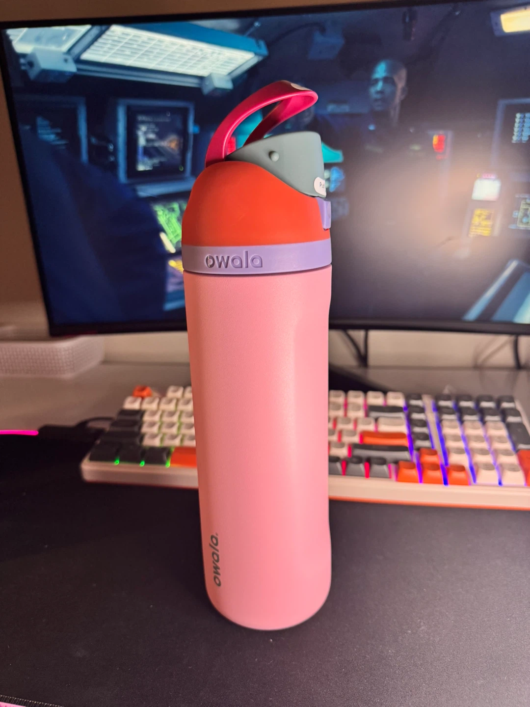 Owala FreeSip Water Bottle - photo 5