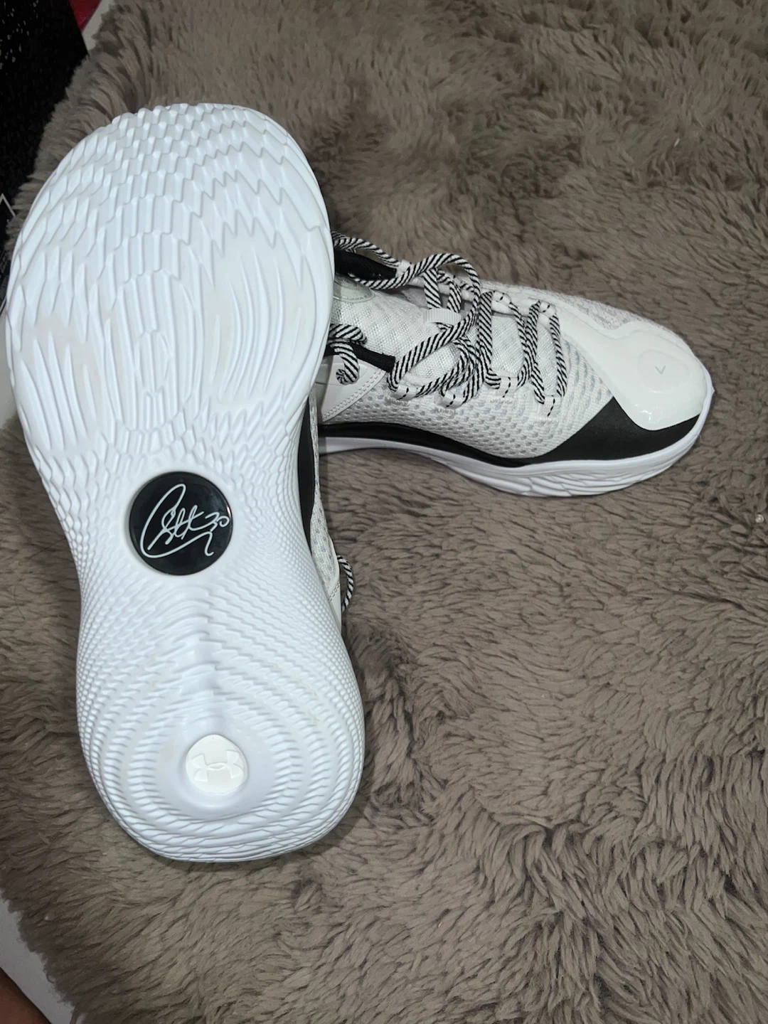 Under Armour Curry Flow Basketball Shoes - photo 3