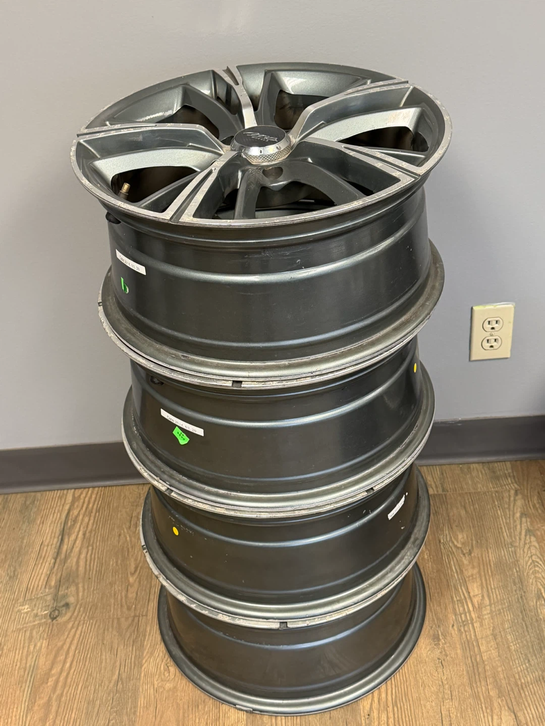 Set of 4 MB Wheels Alloy Rims - photo 2