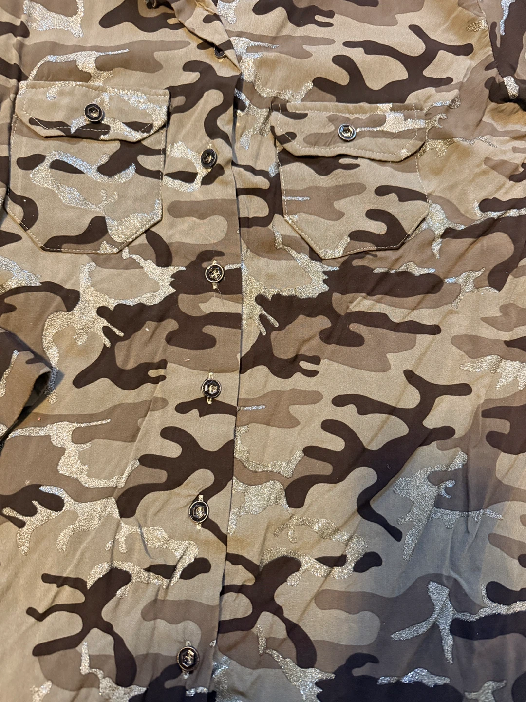 Camo Button-Down Shirt with Glitter Detail - photo 3