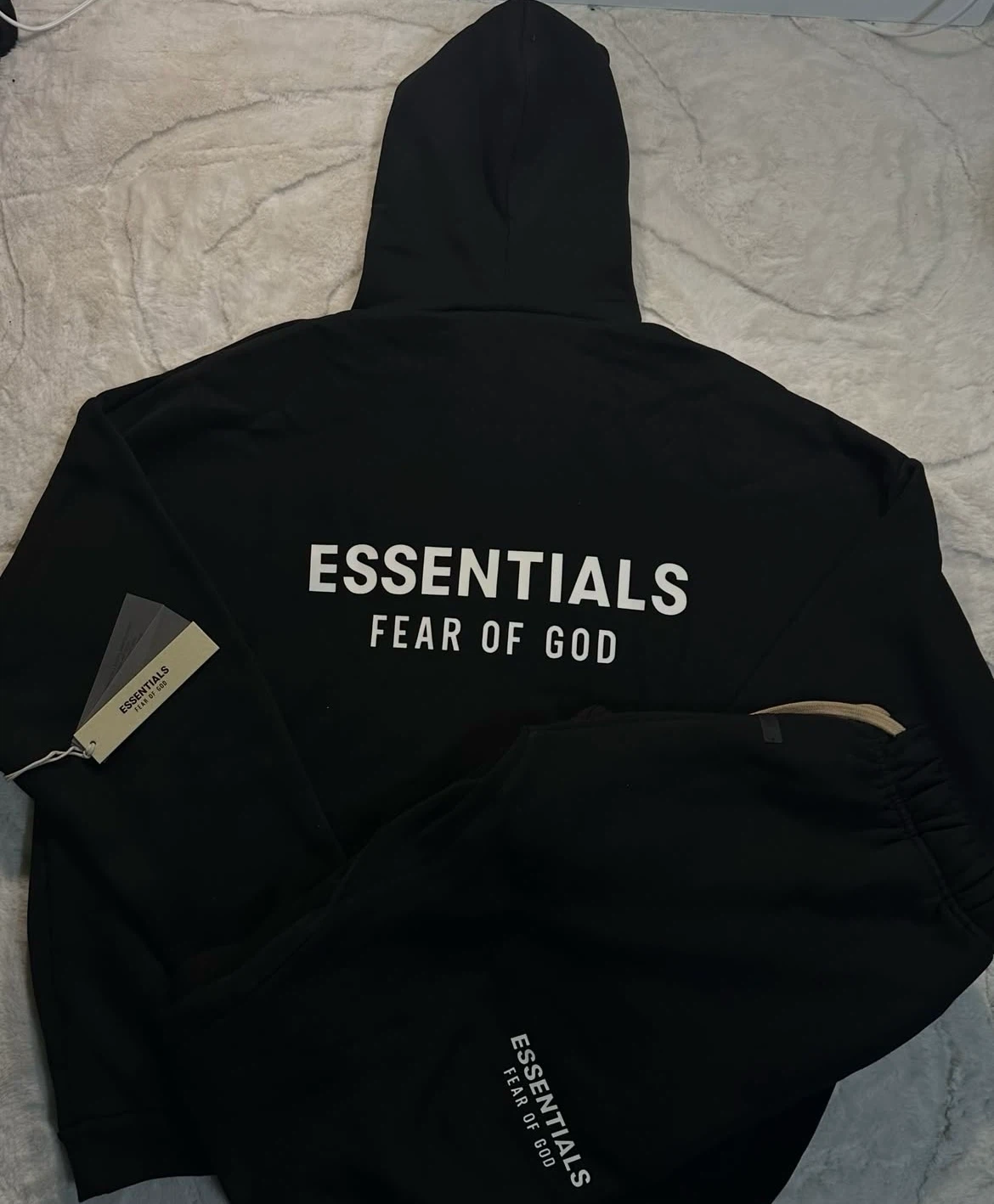Essentials Fear of God Hoodie and Sweatpants Set - photo 2