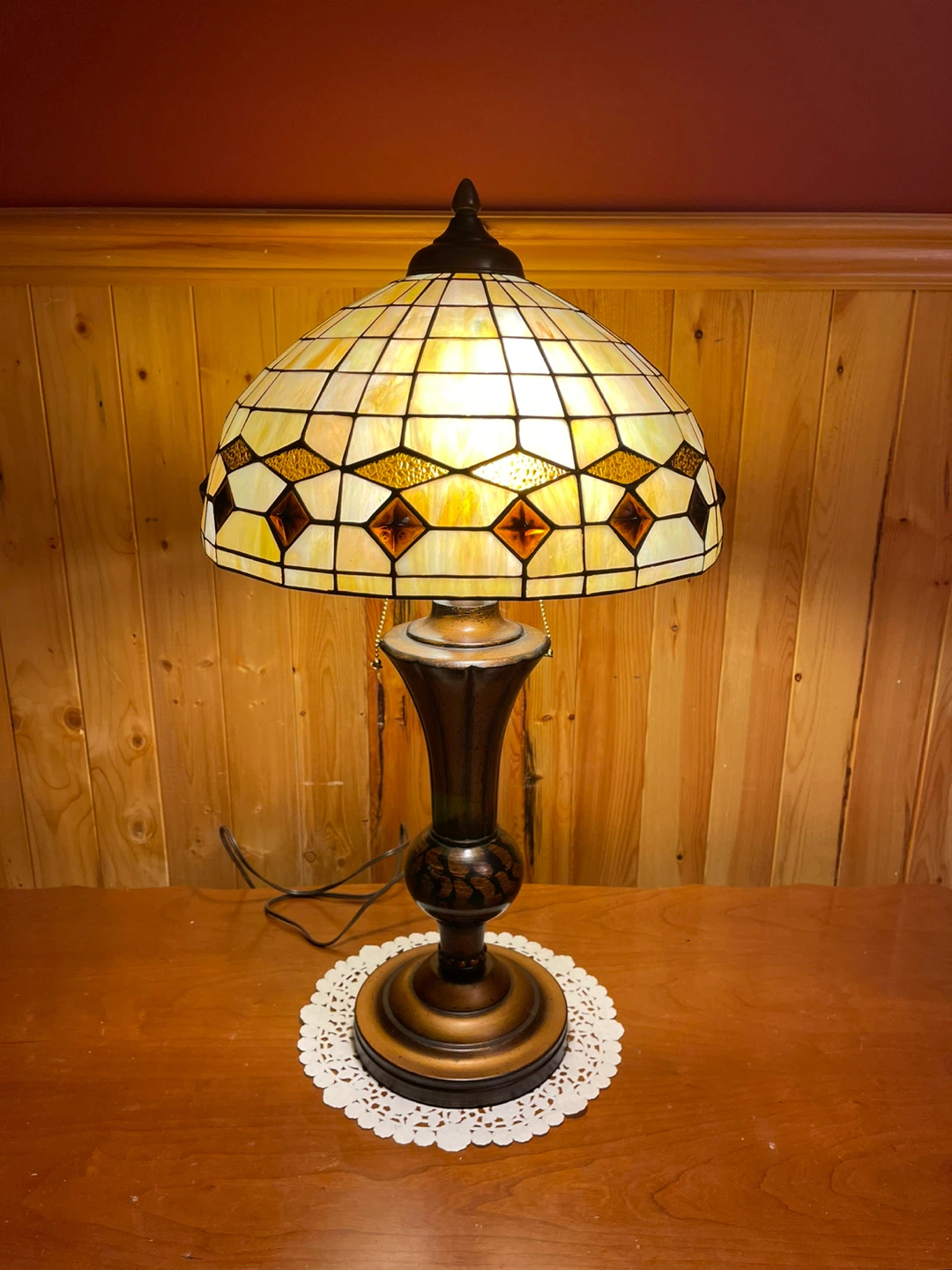 A gorgeous Tiffany Style stained glass table lamp