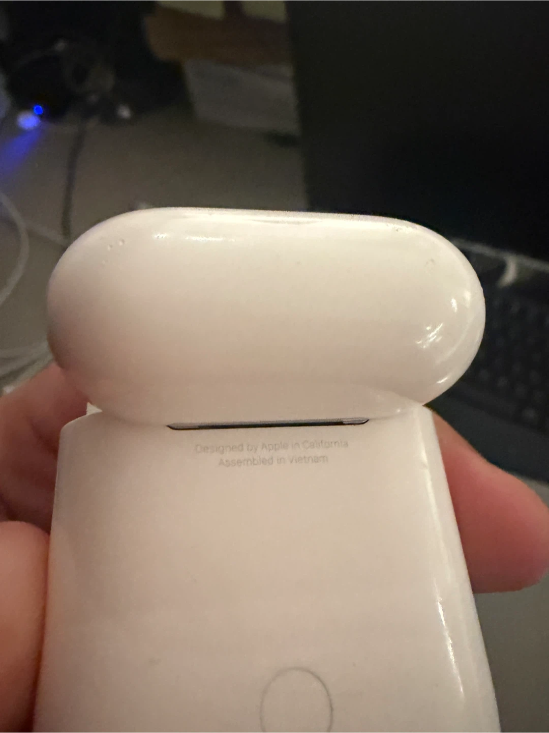 Apple AirPods 2 Gen with Charging Case - photo 2