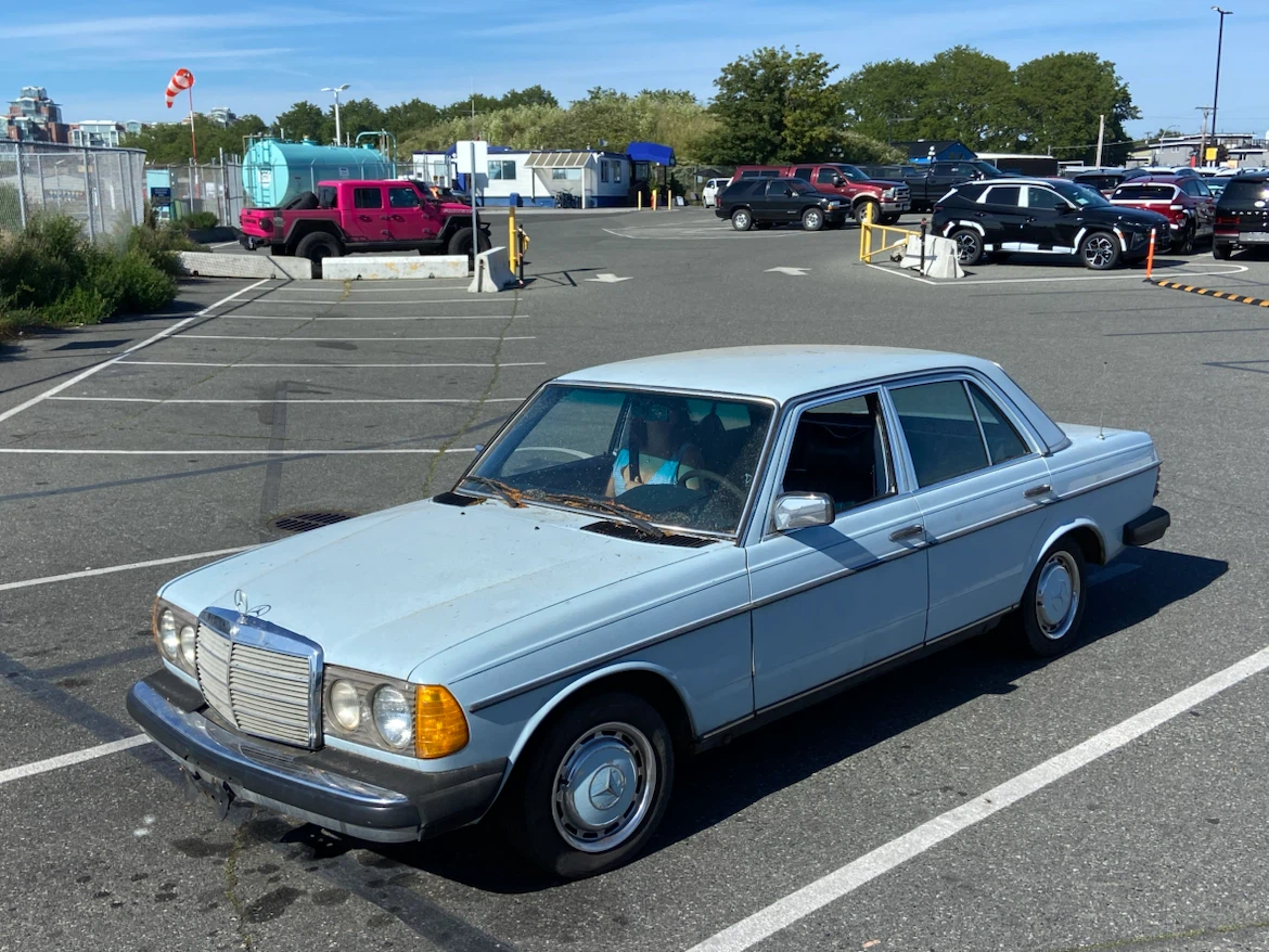 1979 Mercedes-Benz 240D - Great Car