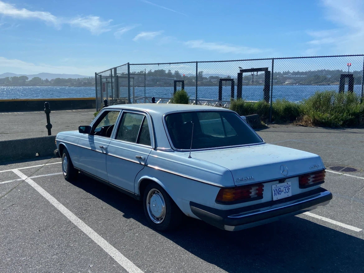 1979 Mercedes-Benz 240D - Great Car - photo 3