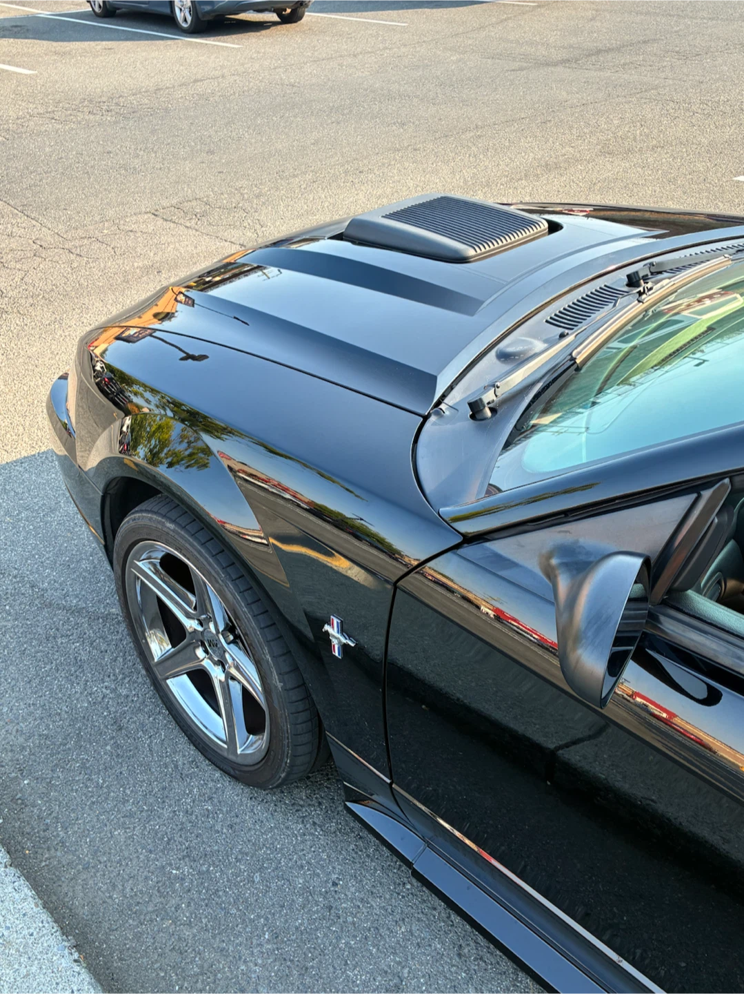 2003 Ford Mustang Mach 1 - photo 2