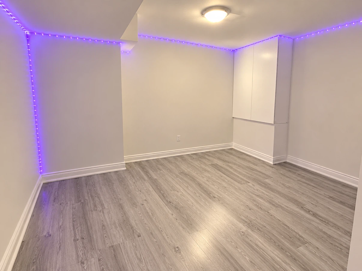 Private Room Available Near Sheridan College – Brampton - photo 5