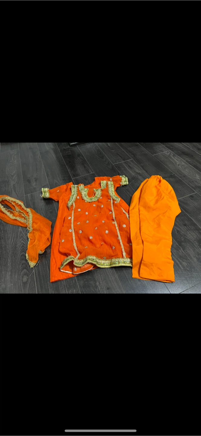 Traditional South Asian Kids Outfits 1 to 2 years girls 25$ each