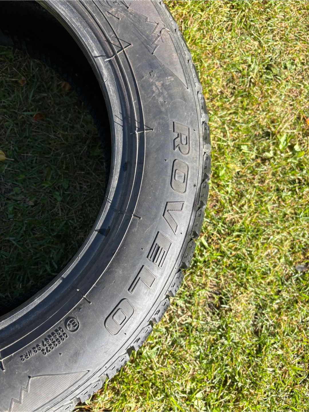 Two Rovelo RWS-677 Winter Tires - photo 3