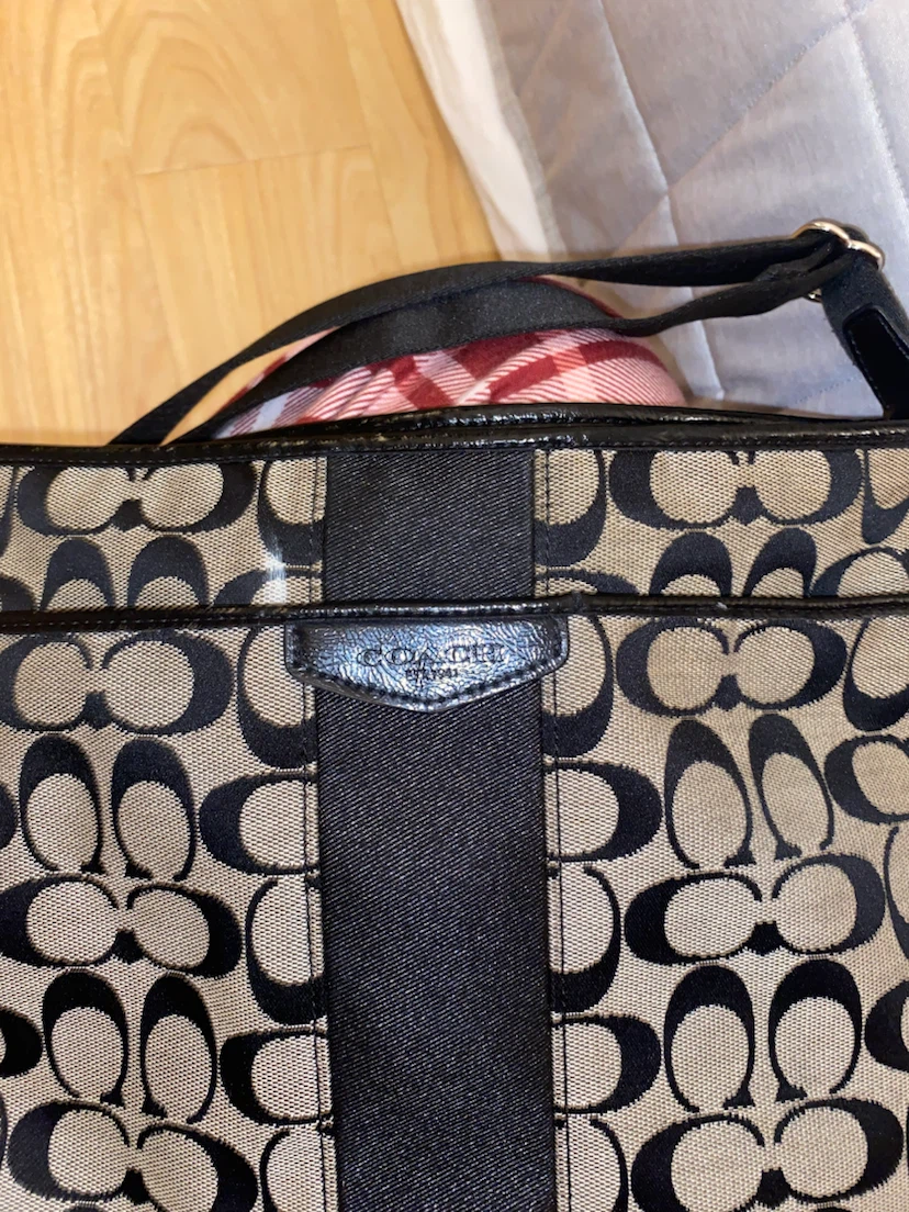 Coach Signature Crossbody Bag - photo 5