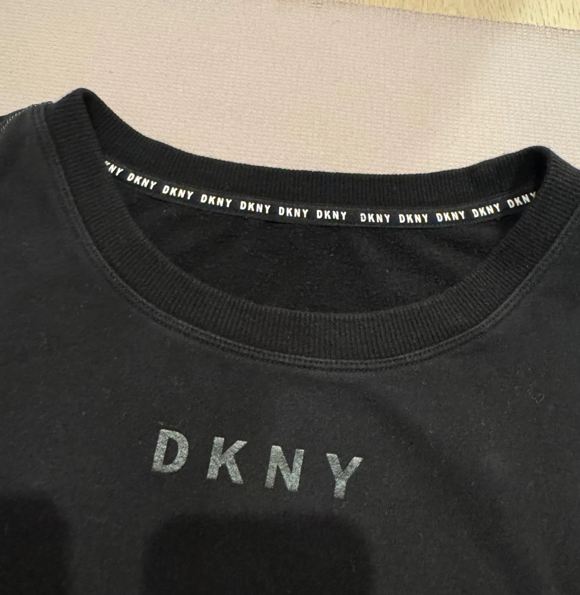 DKNY Black Sweatshirt size S - photo 2