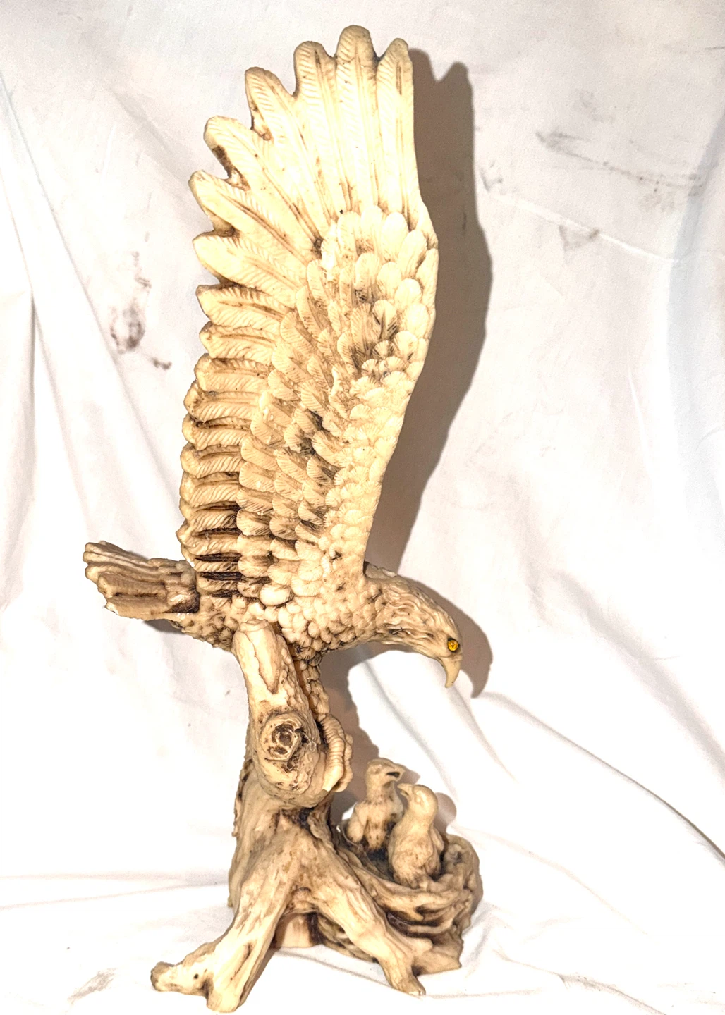 Eagle and Nest Resin Statue - photo 5