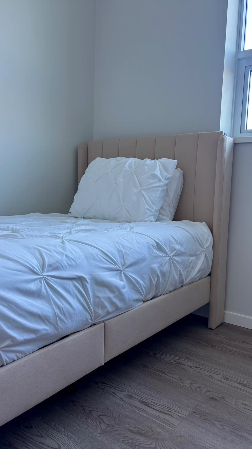 Twin Mattress + Comforter Set - photo 2