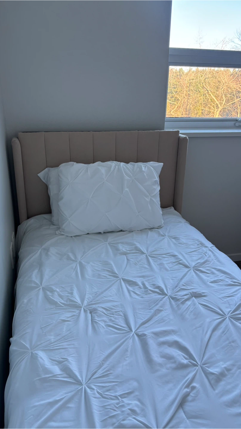 Twin Mattress + Comforter Set - photo 3