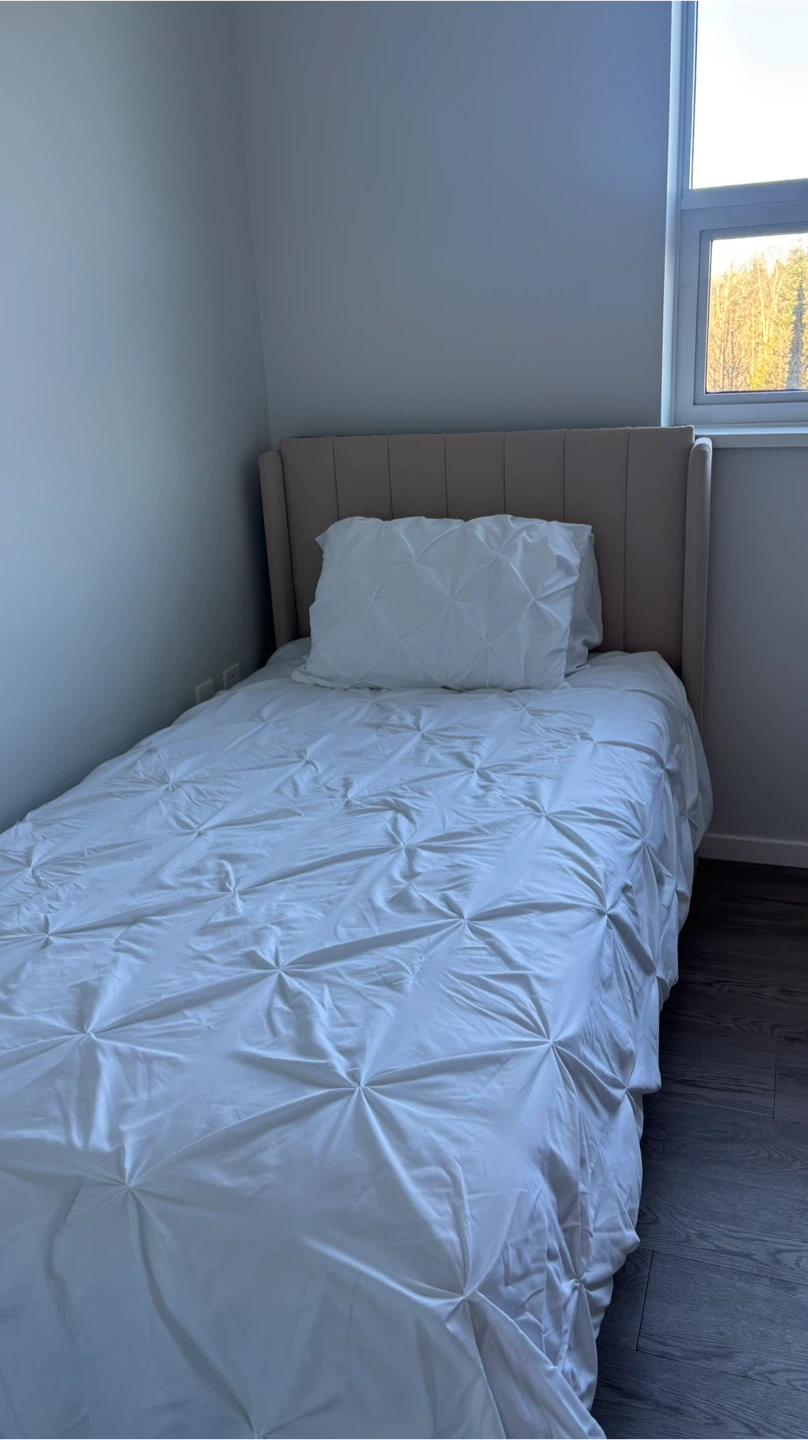 Twin Mattress + Comforter Set - photo 4