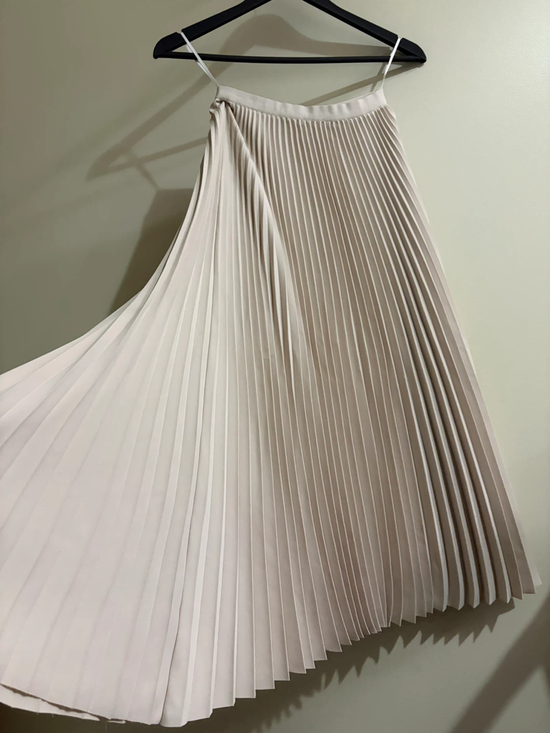 Babaton pleated skirt - photo 3