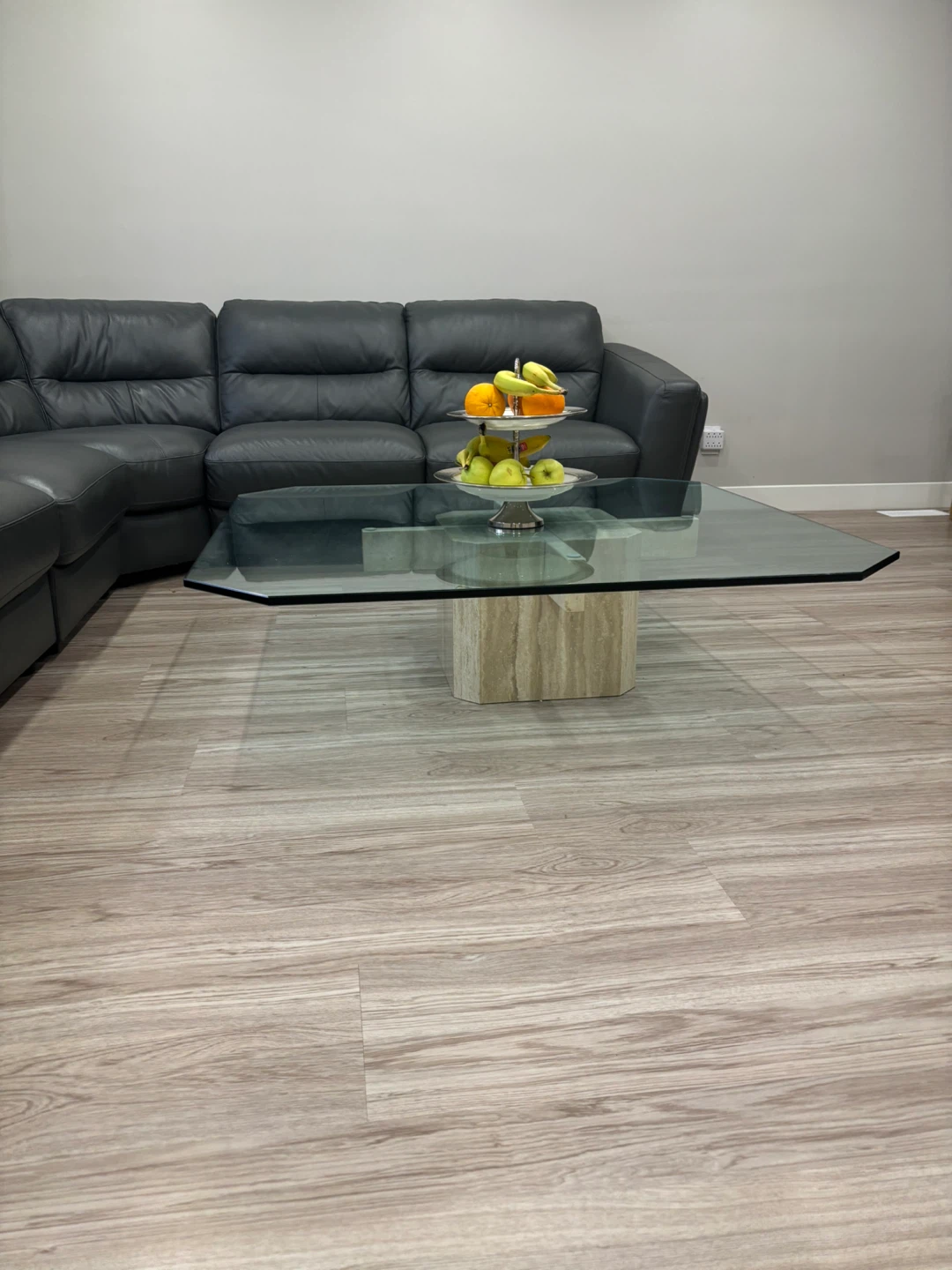 Glass coffee table with marble base - photo 3