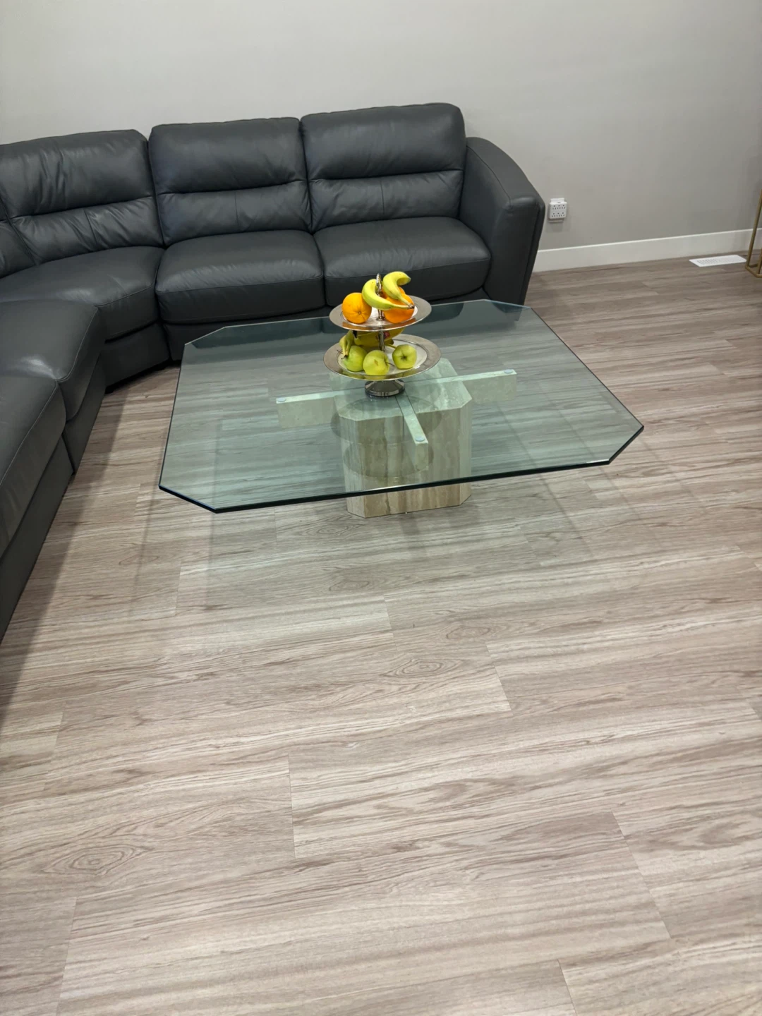 Glass coffee table with marble base - photo 4
