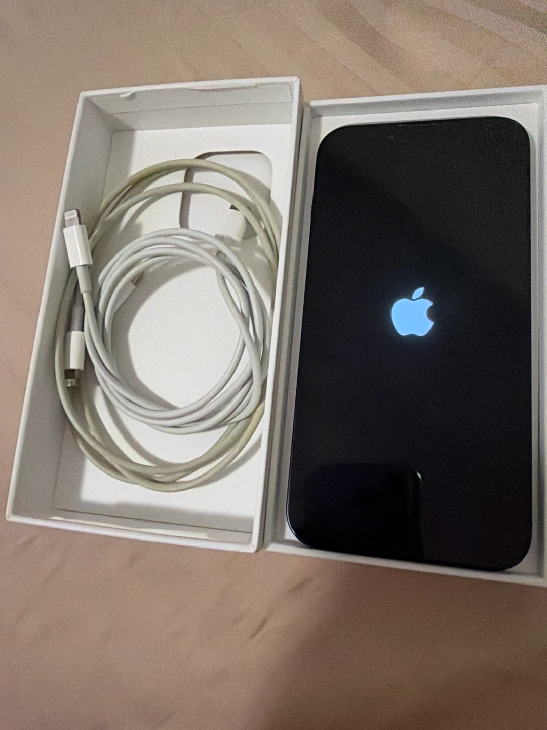 iPhone 14 125 GB Space Grey - photo 4