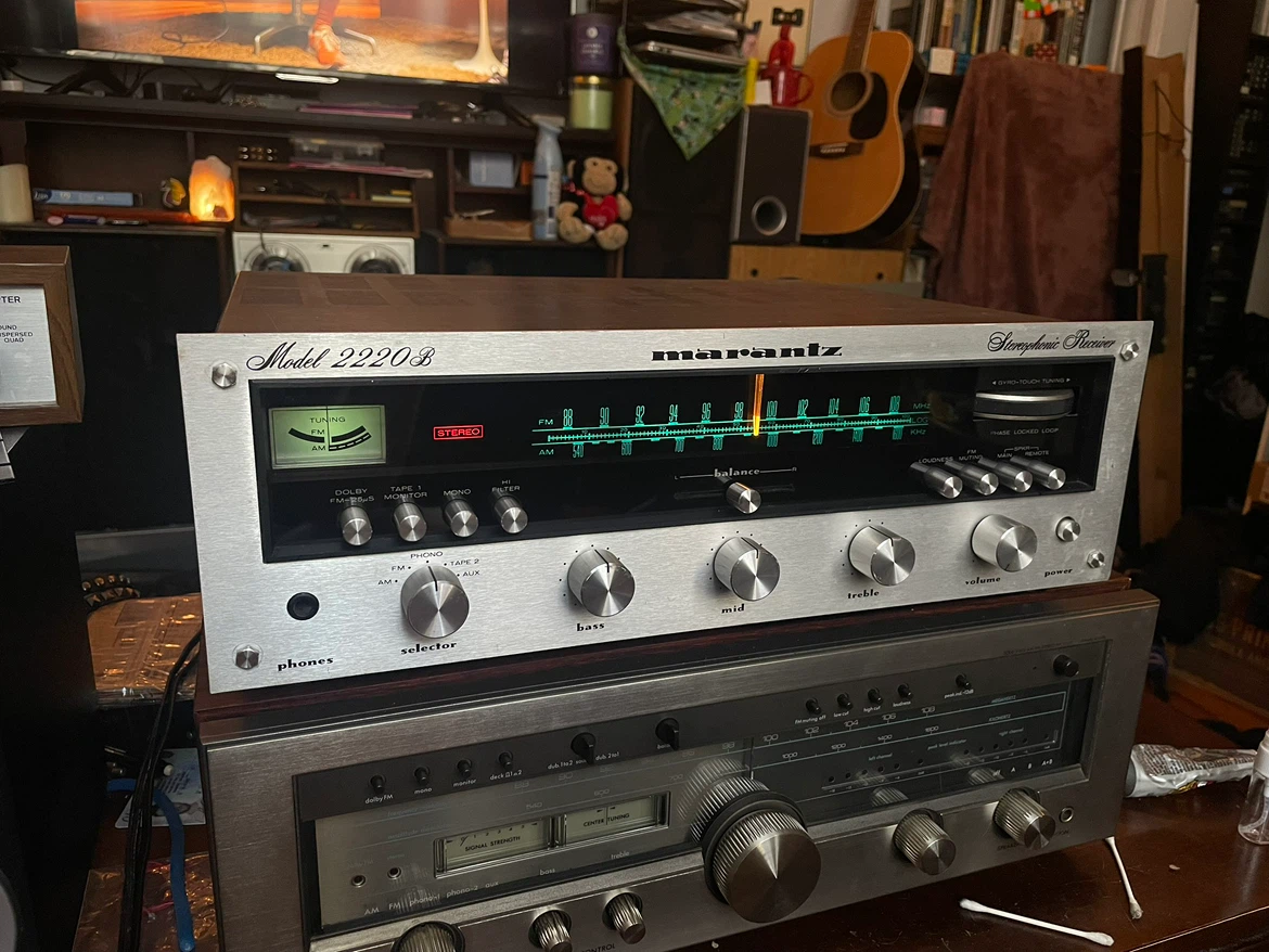Mid-70s Marantz Model 2220B Receiver - Rescued and Restored - photo 3