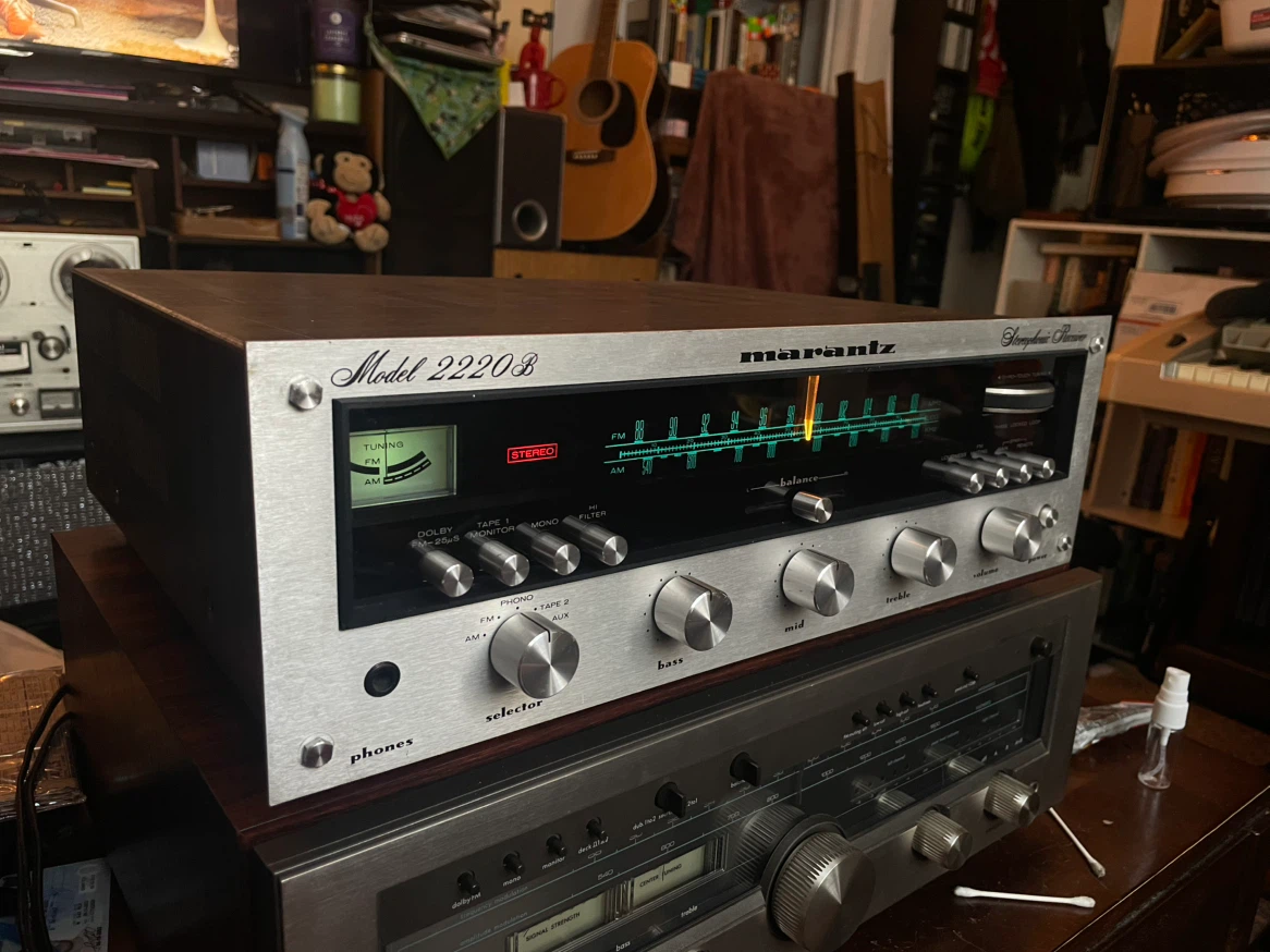 Mid-70s Marantz Model 2220B Receiver - Rescued and Restored - photo 4