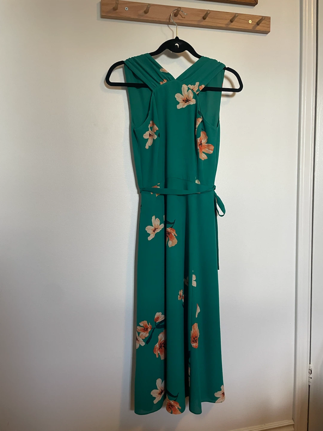 Aritizia / Wilfred Floral Dress