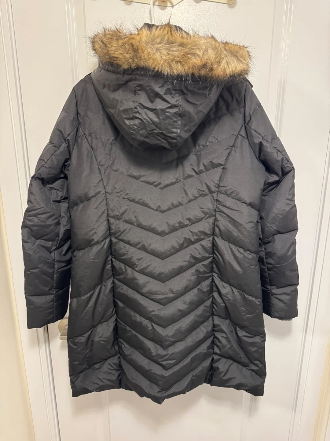 Eddie Bauer Women's Black Down Winter Parka - photo 2