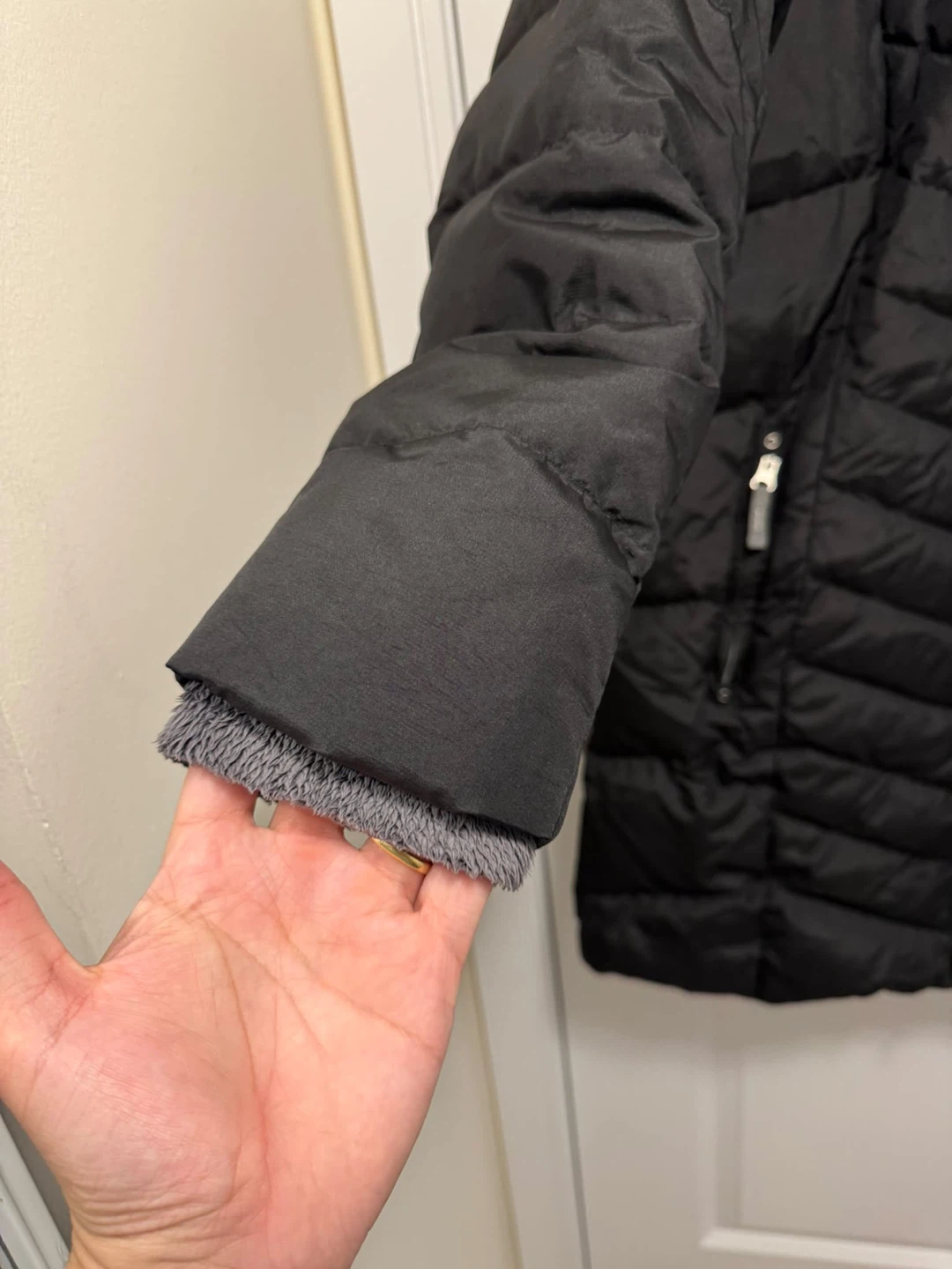 Eddie Bauer Women's Black Down Winter Parka - photo 4