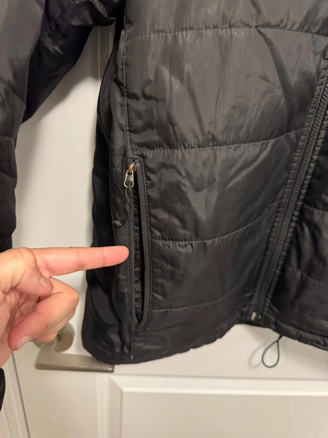 The North Face Black Insulated Jacket - Mens Small - photo 4