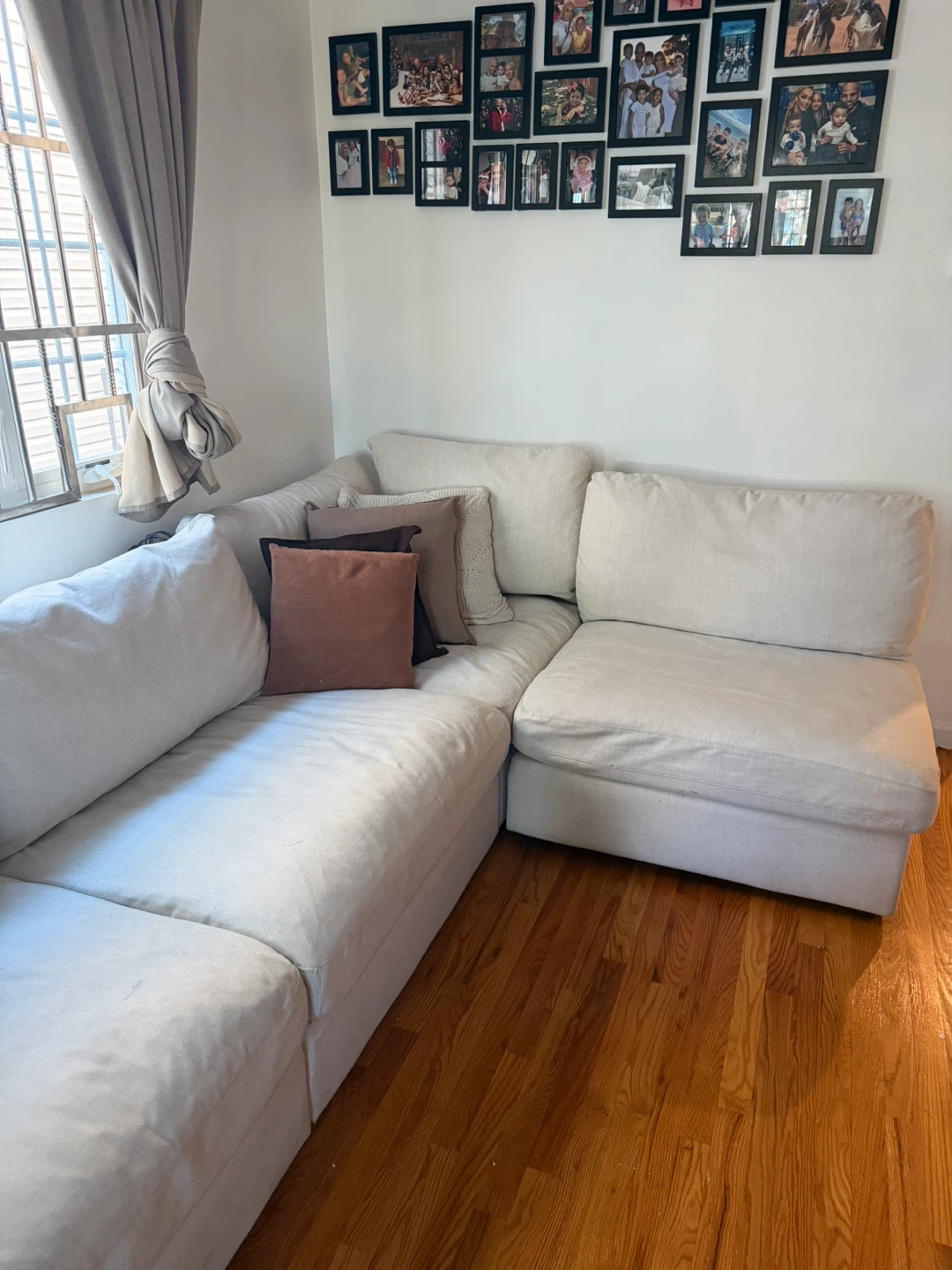 Large Off-White Sectional Sofa - photo 2
