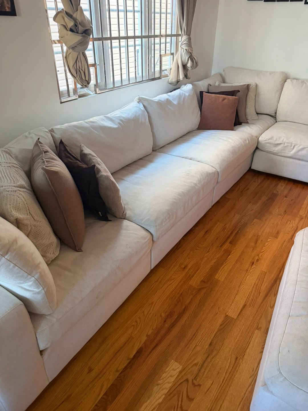 Large Off-White Sectional Sofa - photo 3