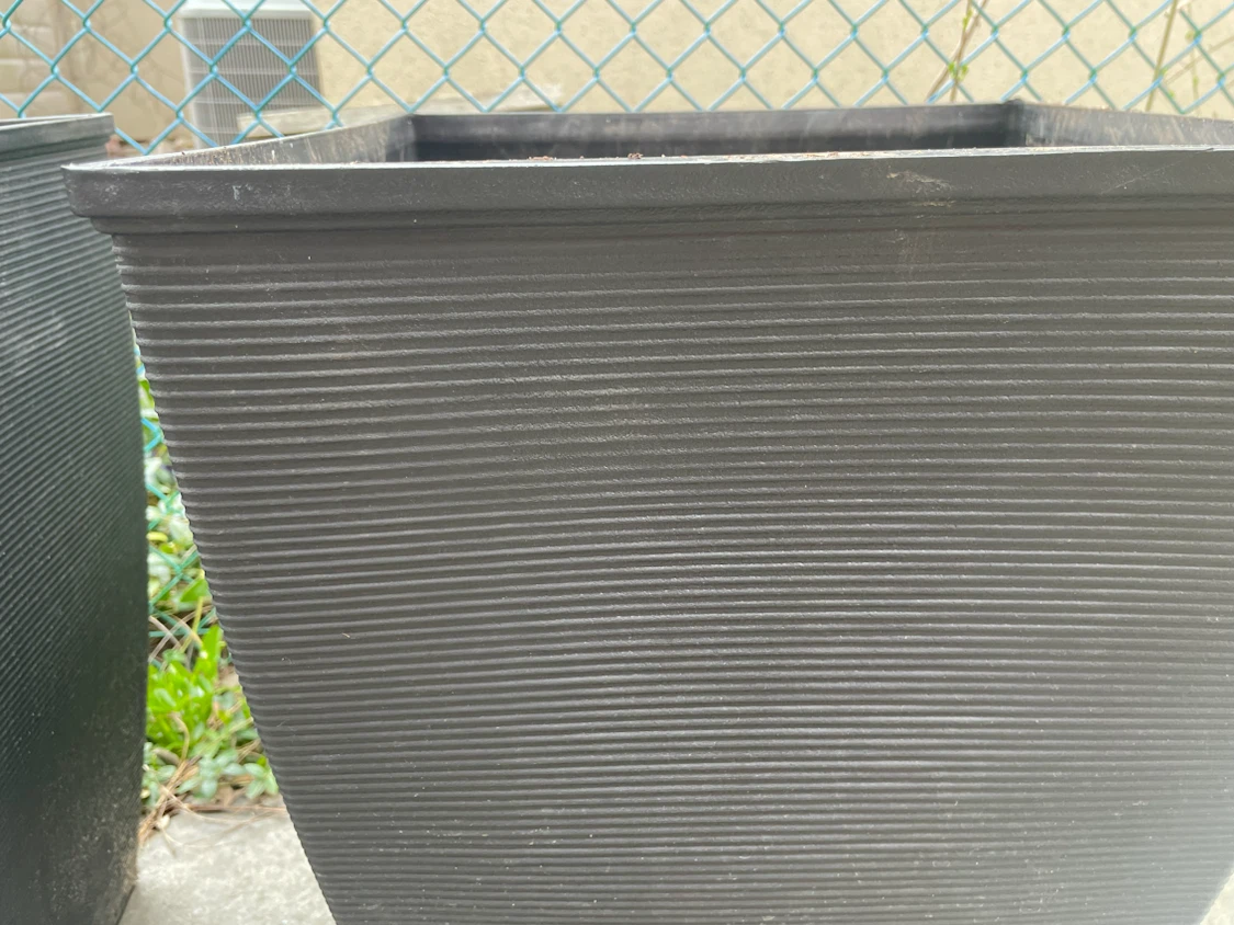 Two large black square planters - photo 2