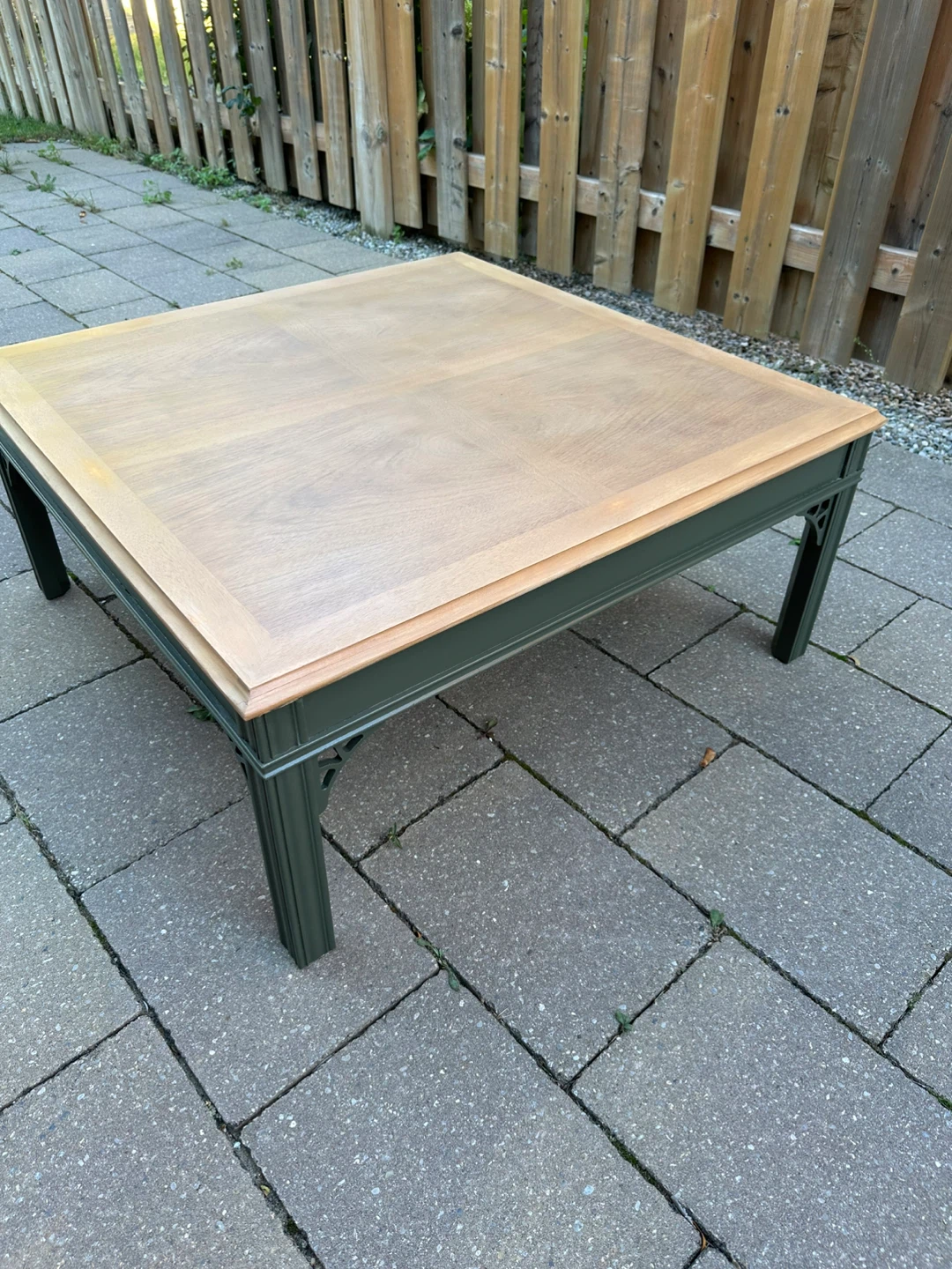 Square wooden coffee table - photo 2