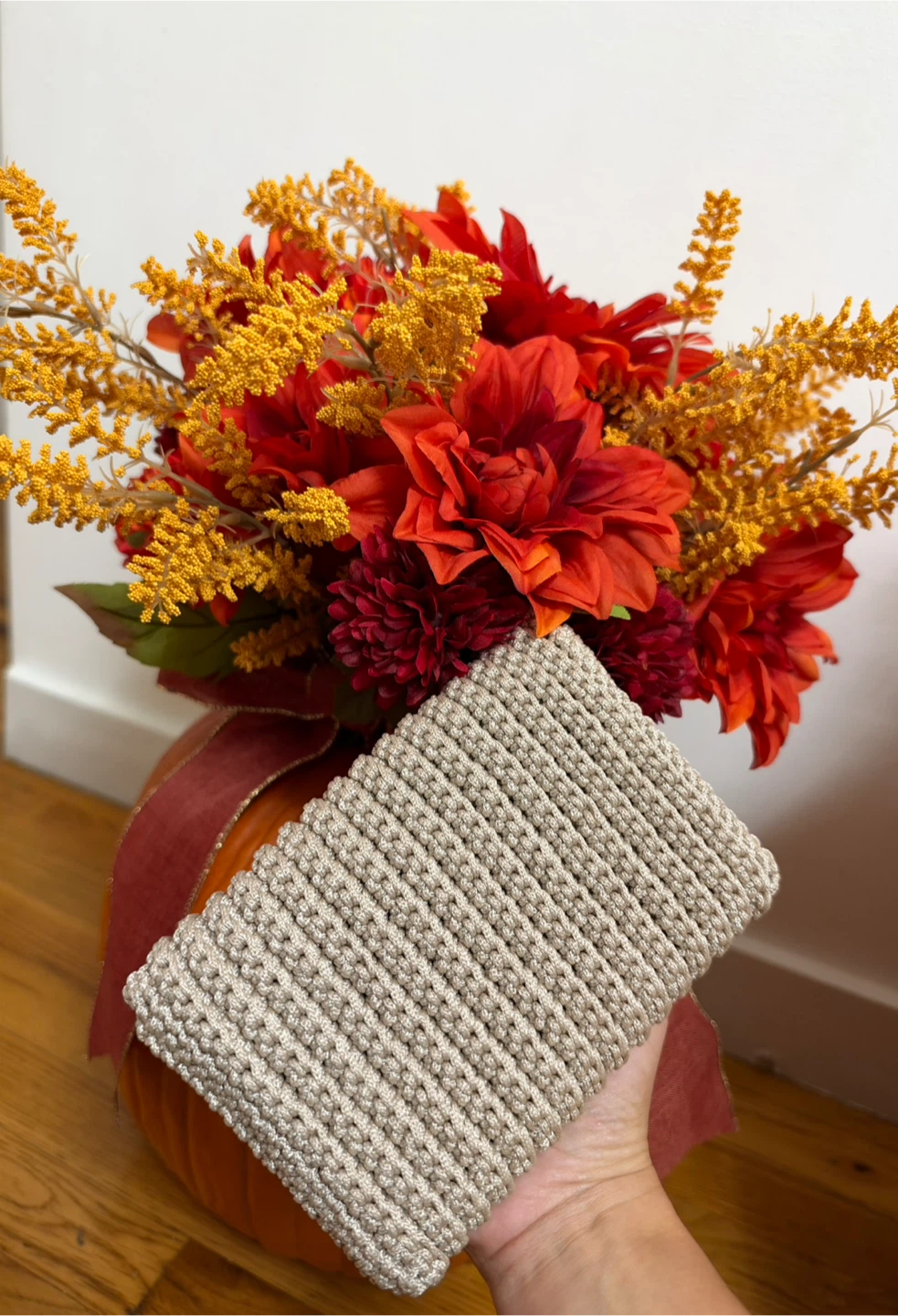 Handmade Crochet Bow Clutch - photo 2