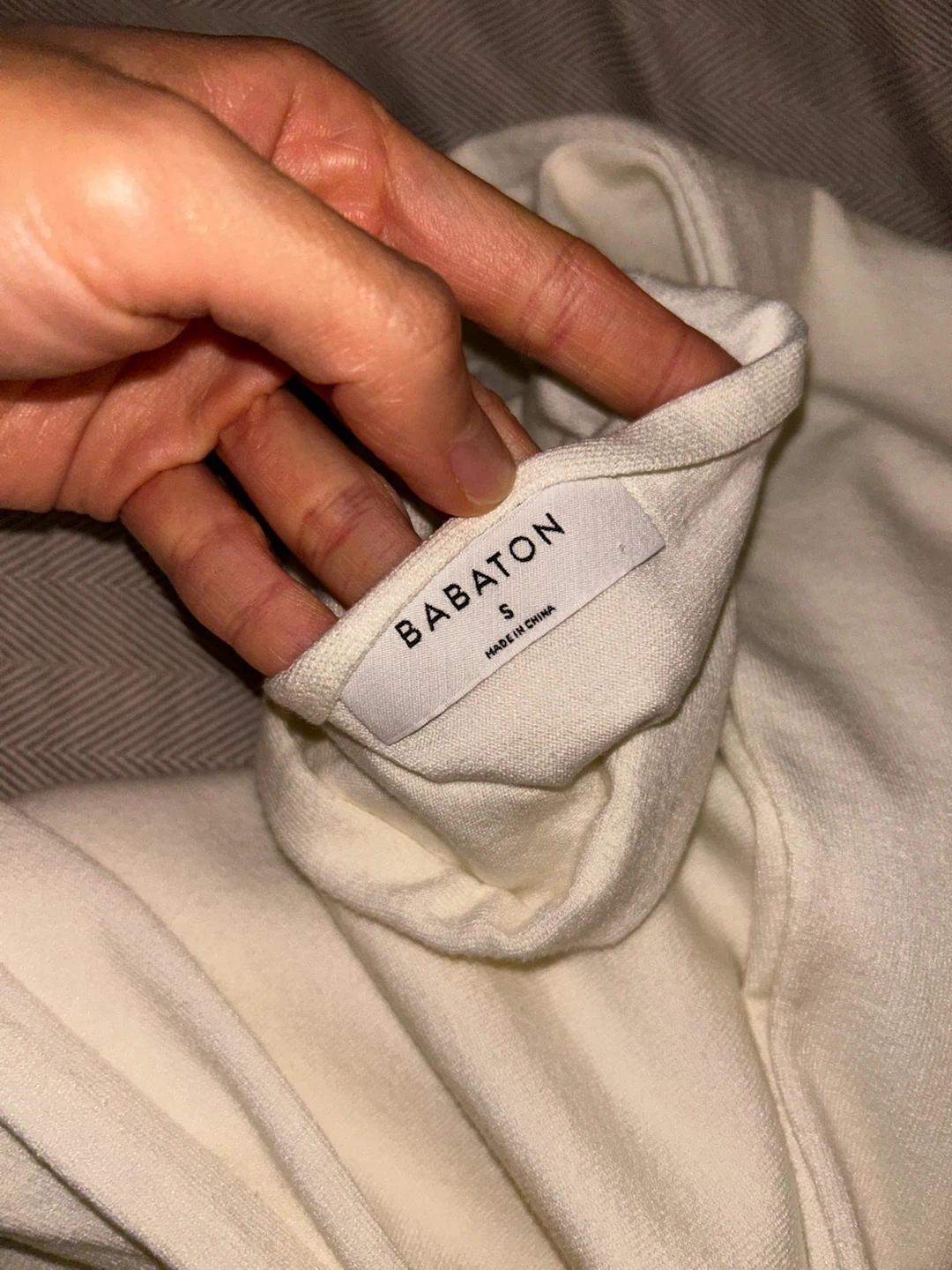 Aritzia Babaton Inspiration Sweater - Wonder Yarn - photo 4