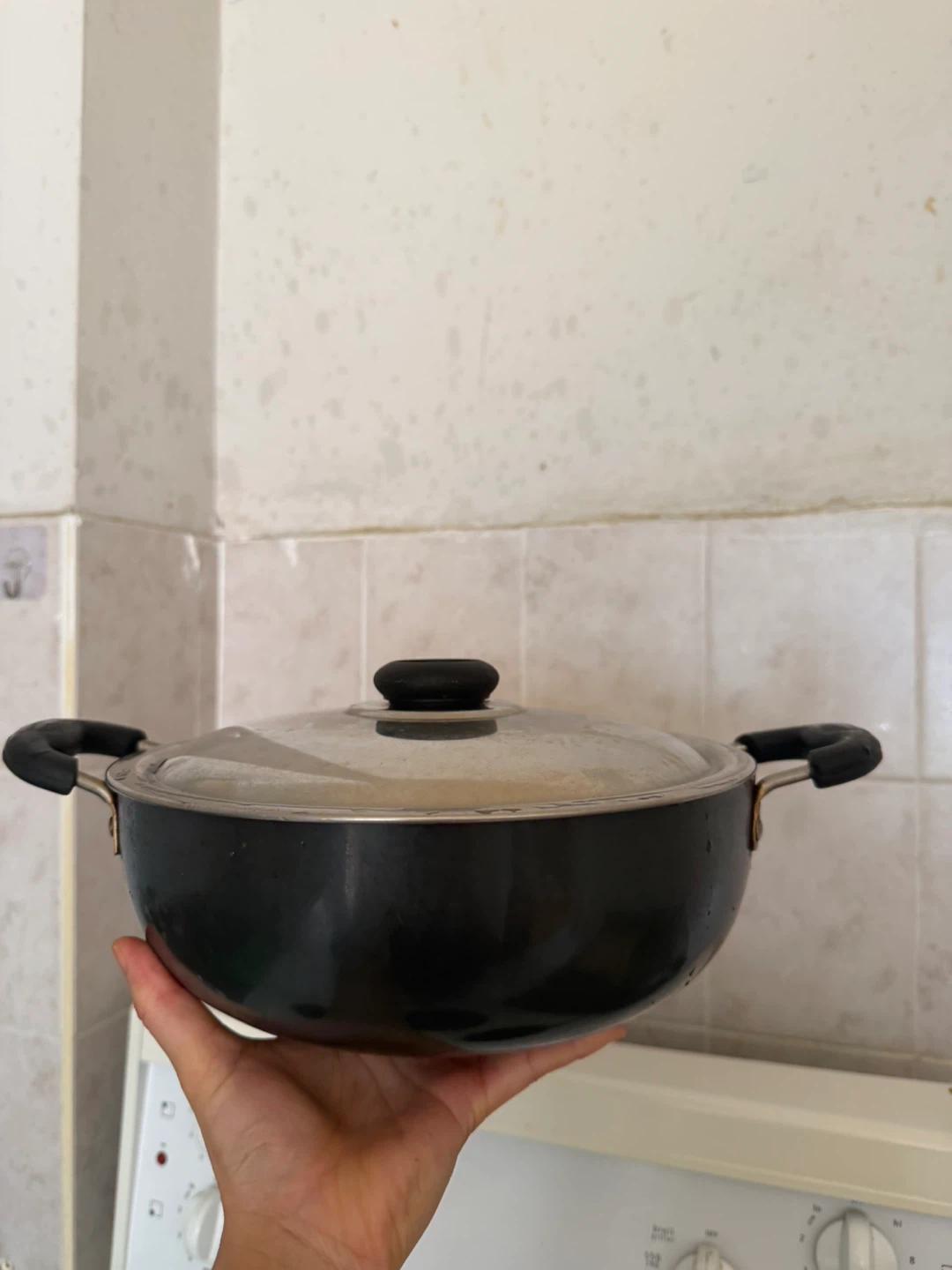 Black Cooking Pot with Lid