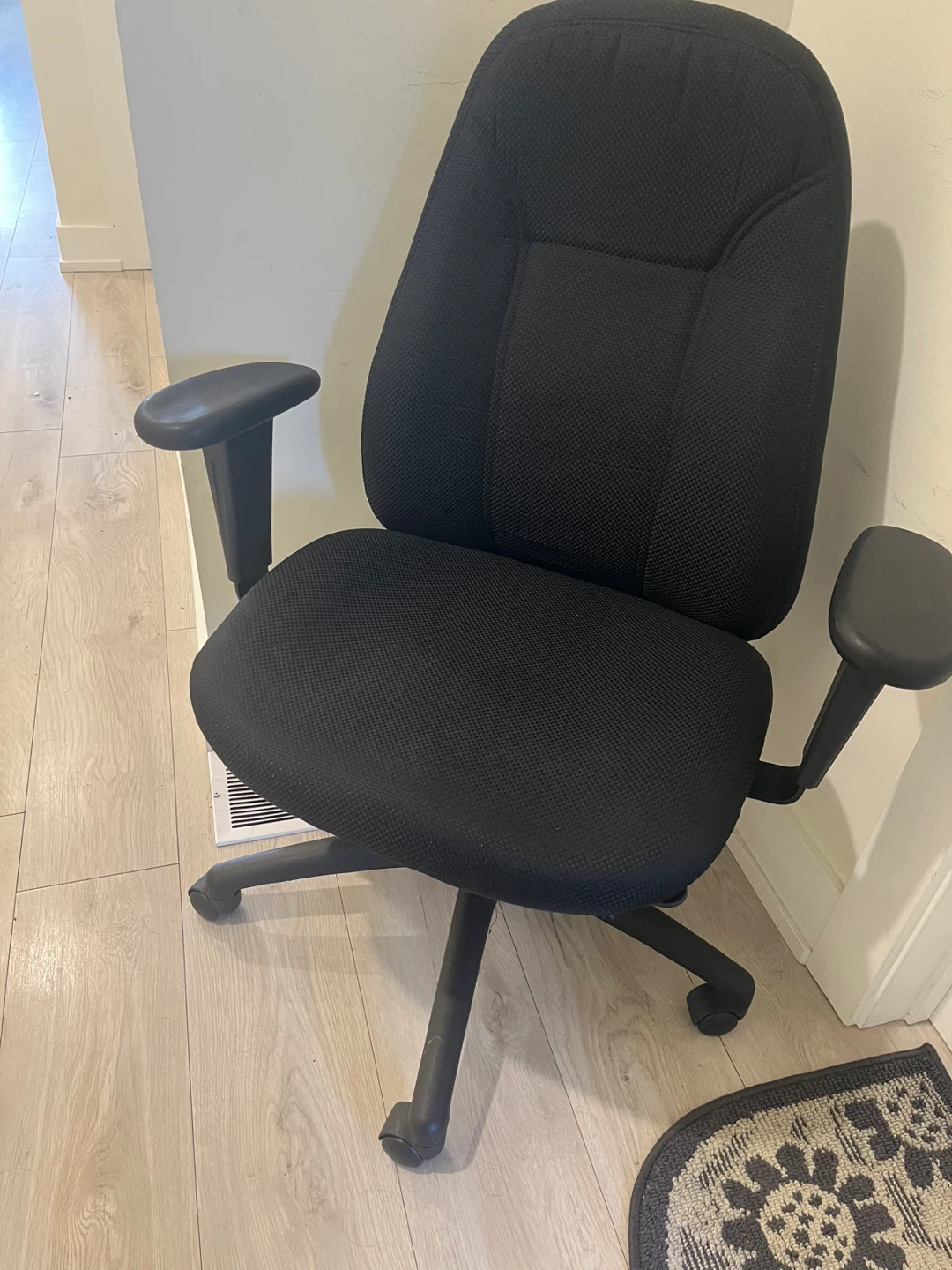Allseating ergonomic office chair - move out sale
