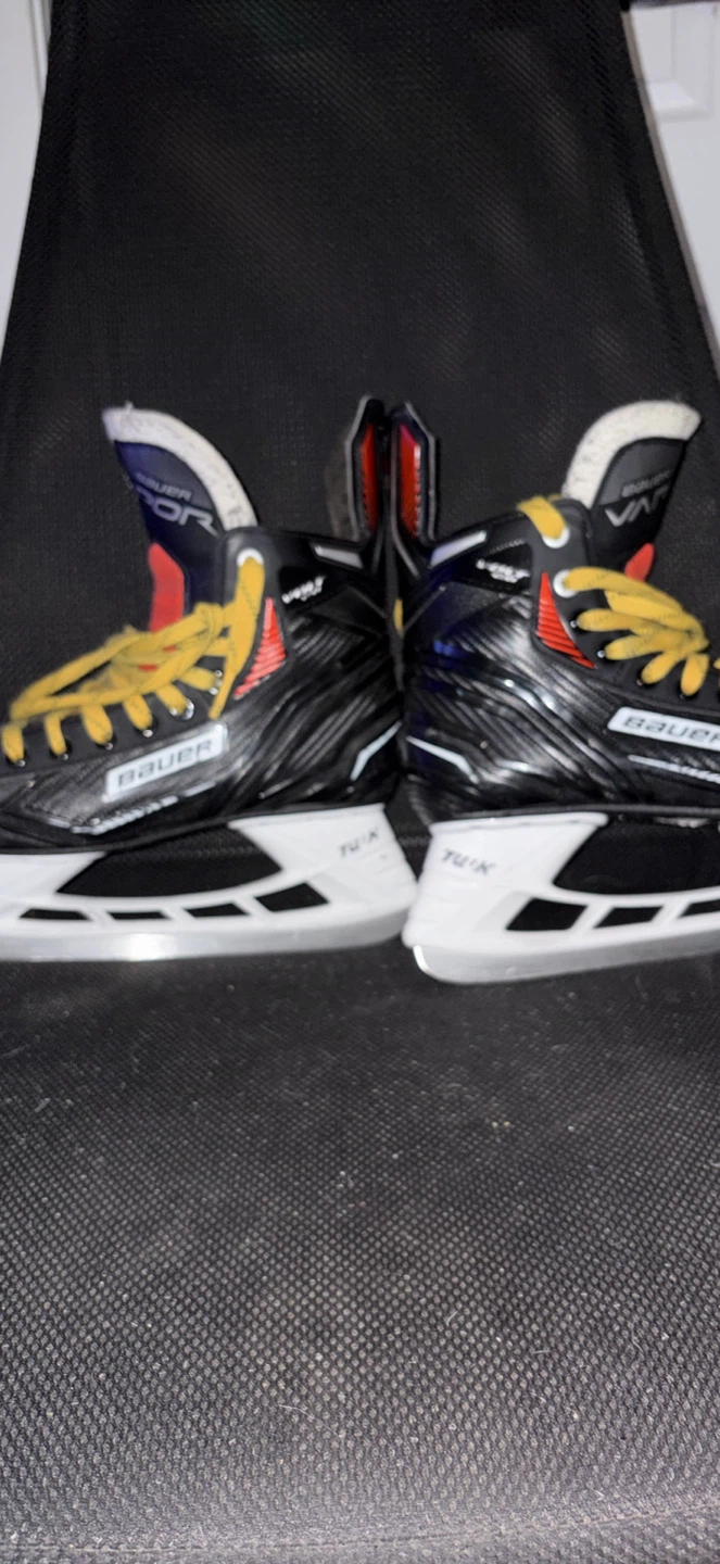 Bauer Vapor Hockey Skates