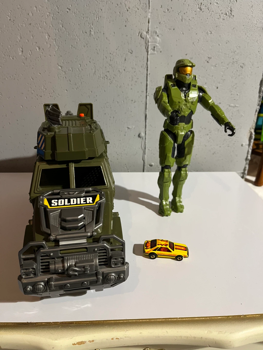Halo Master Chief Action Figure and Military Truck