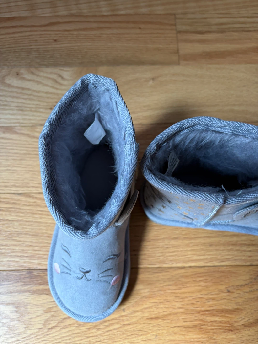 Kids grey bunny winter boots -size 9 - photo 2