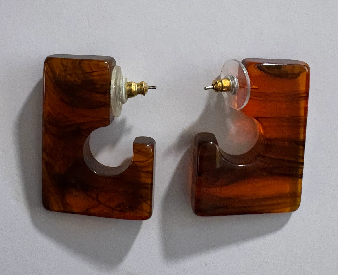 Elk Spari Tortoiseshell Square Earrings