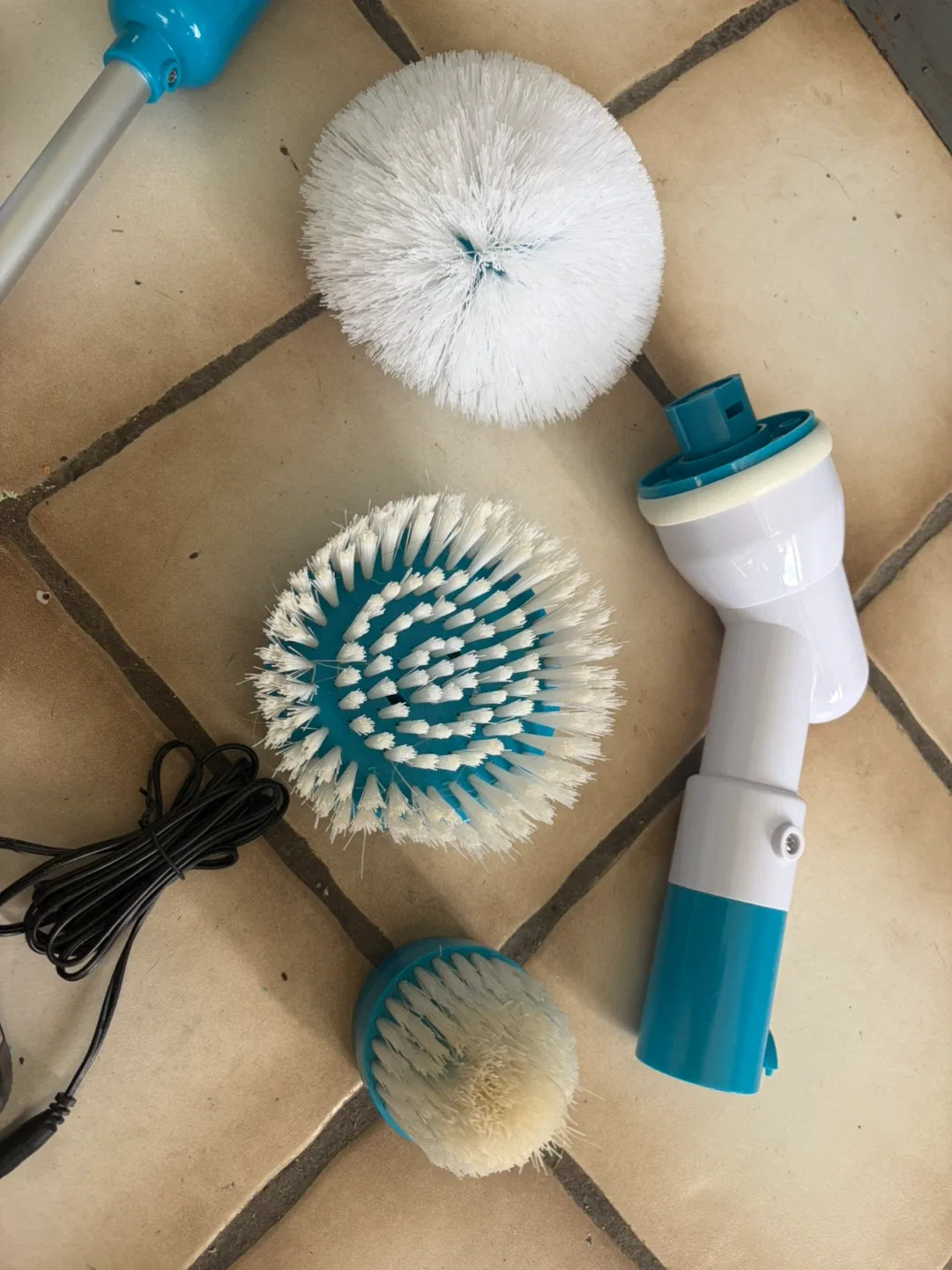 Hurricane Spin Scrubber - photo 2