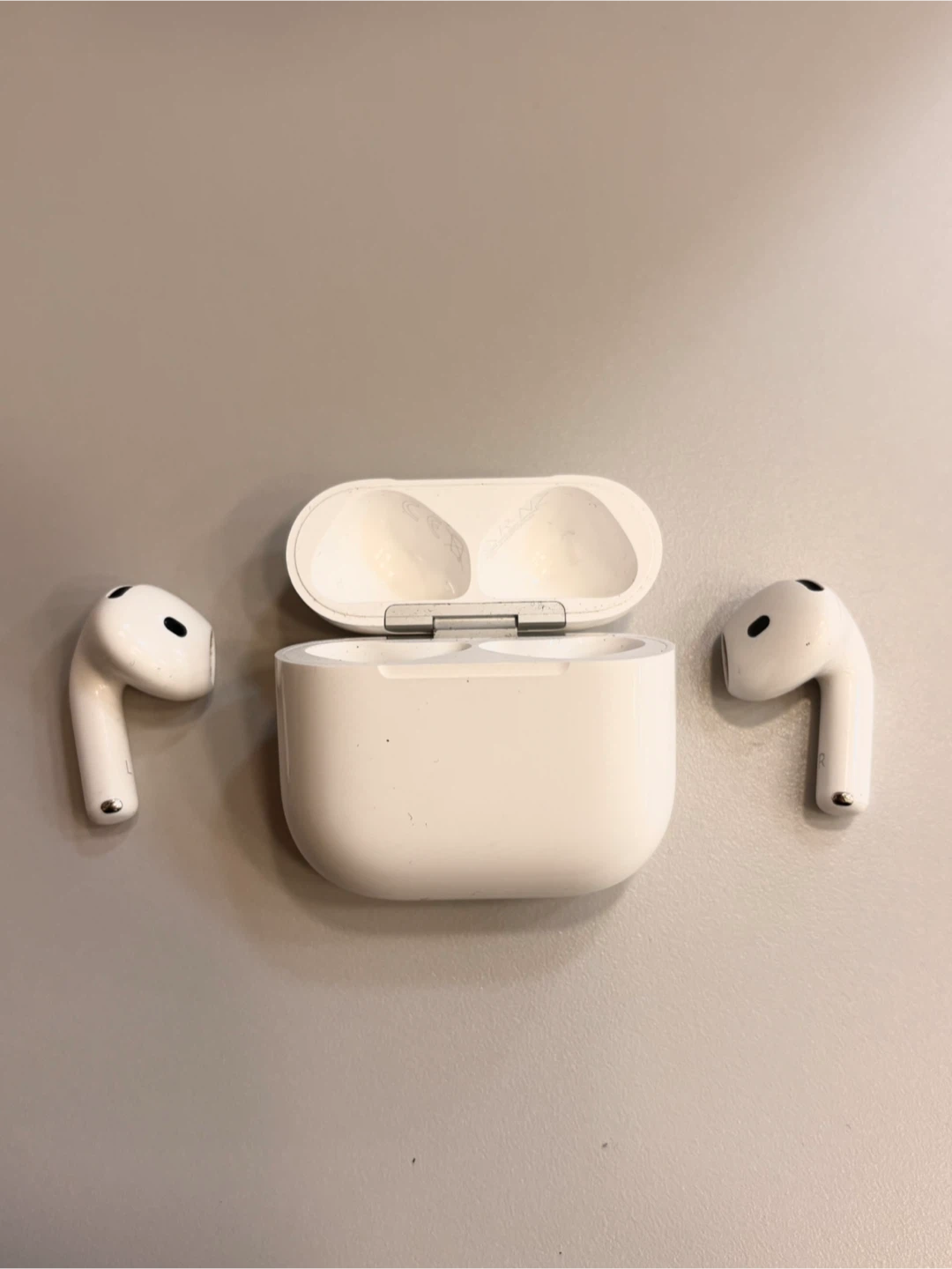 Airpods 4 with Noise Cancellation - photo 2