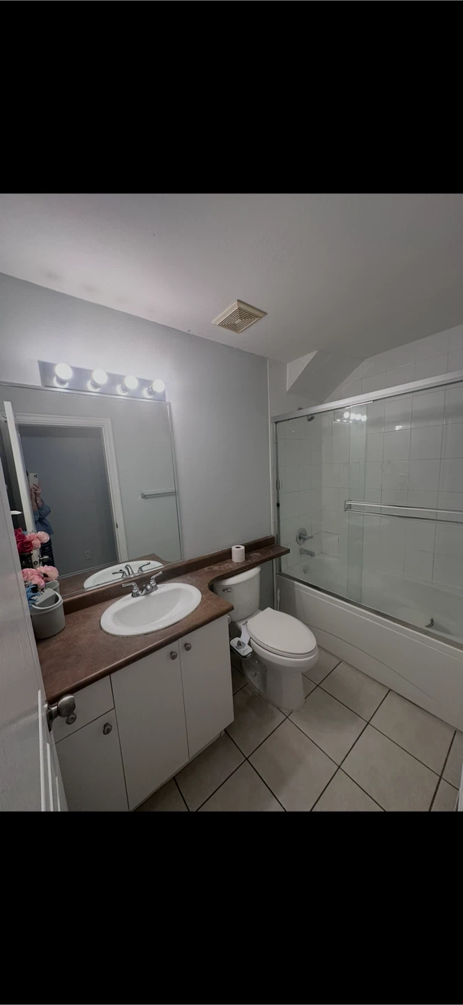2 bedroom basement for rent - photo 3
