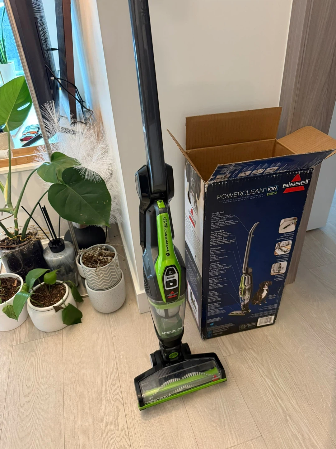 New - Bissell PowerClean Ion Pet Cordless Vacuum - photo 2